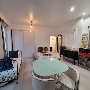 Paris-montmartre-opera Pour 5 Apartamento París